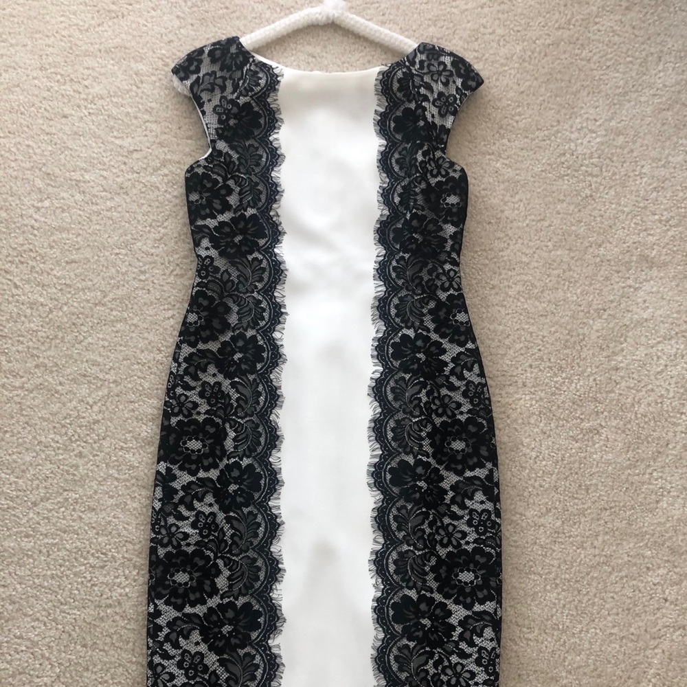 White House Black Market Size 4 Sheath Dress